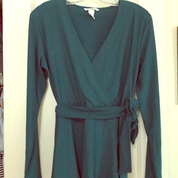 Nursing top - Picture 1 of 2